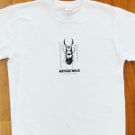 胸のワンポイントが小粋なクワガタTシャツ